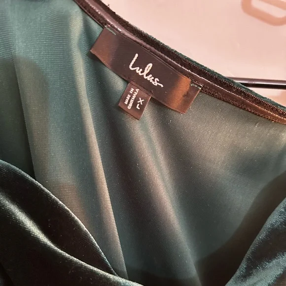 Lulu's Dark Green Velvet Midi Dress - Picture 4 of 5